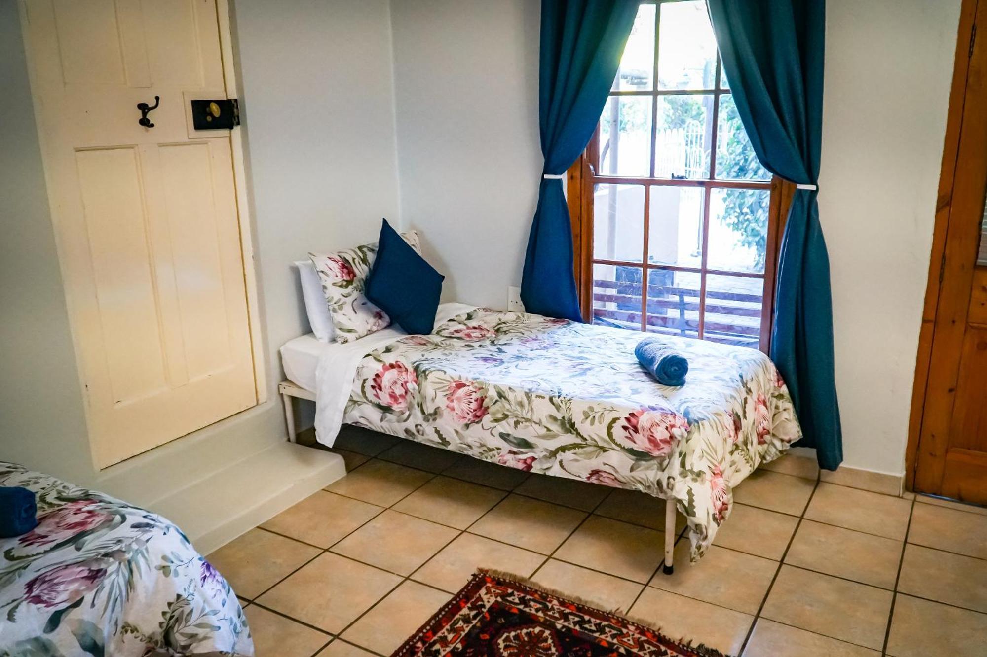 Outentique Accommodation 오쇼른 객실 사진